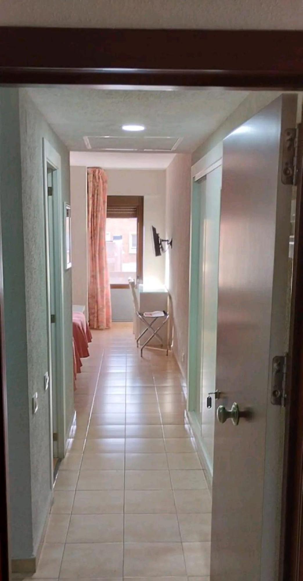Apartamento Triana, 5 Mins Centro Севілья Екстер'єр фото